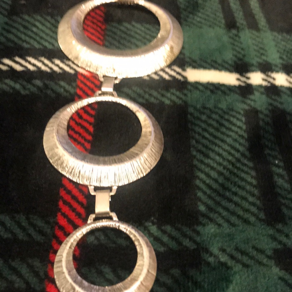 Necklace - Picture 3 of 3